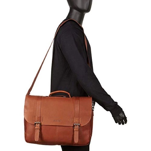 Kenneth Cole Reaction Tan Leather Messenger Bag - Picture 10 of 10